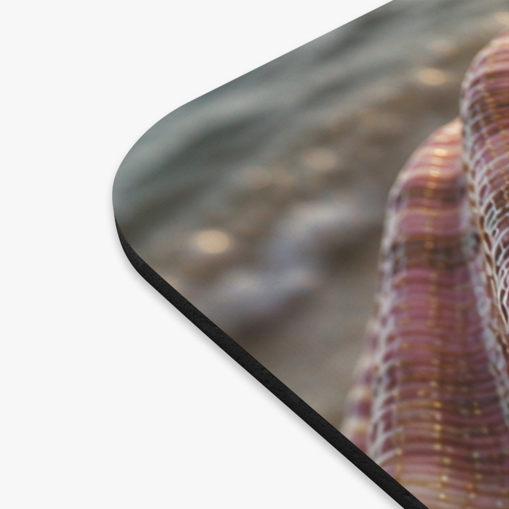 Seashell Pearl Mouse Pad – Coastal Beach Vibes, Elegant Nautical Desk Mat